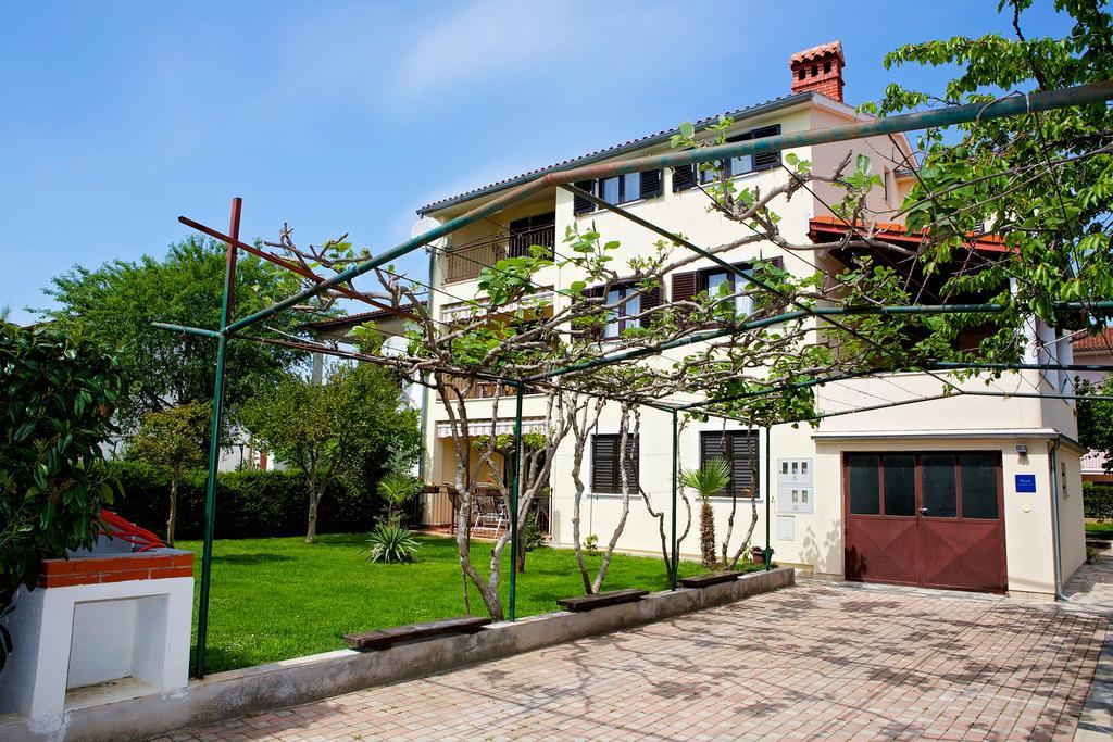 Apartments Perkovic Fažana Exterior foto
